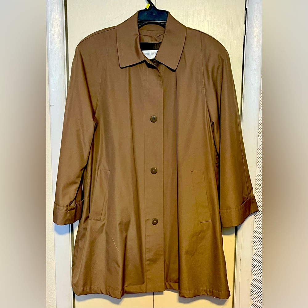 EUC London Fog Limited Short Trench Coat w/ Removable Flannel Liner